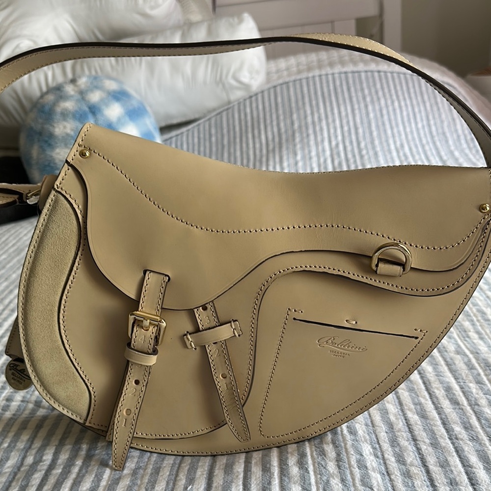 Elegant Beige Saddle Bag